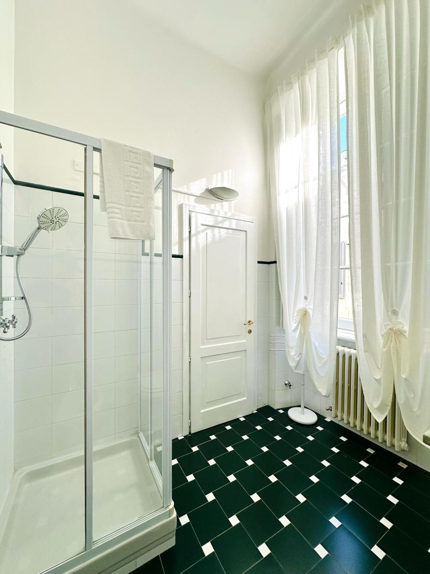 מילאנו Nerino House, Elegante E Tranquillo Appartamento A 5 Minuti Dal Duomo מראה חיצוני תמונה