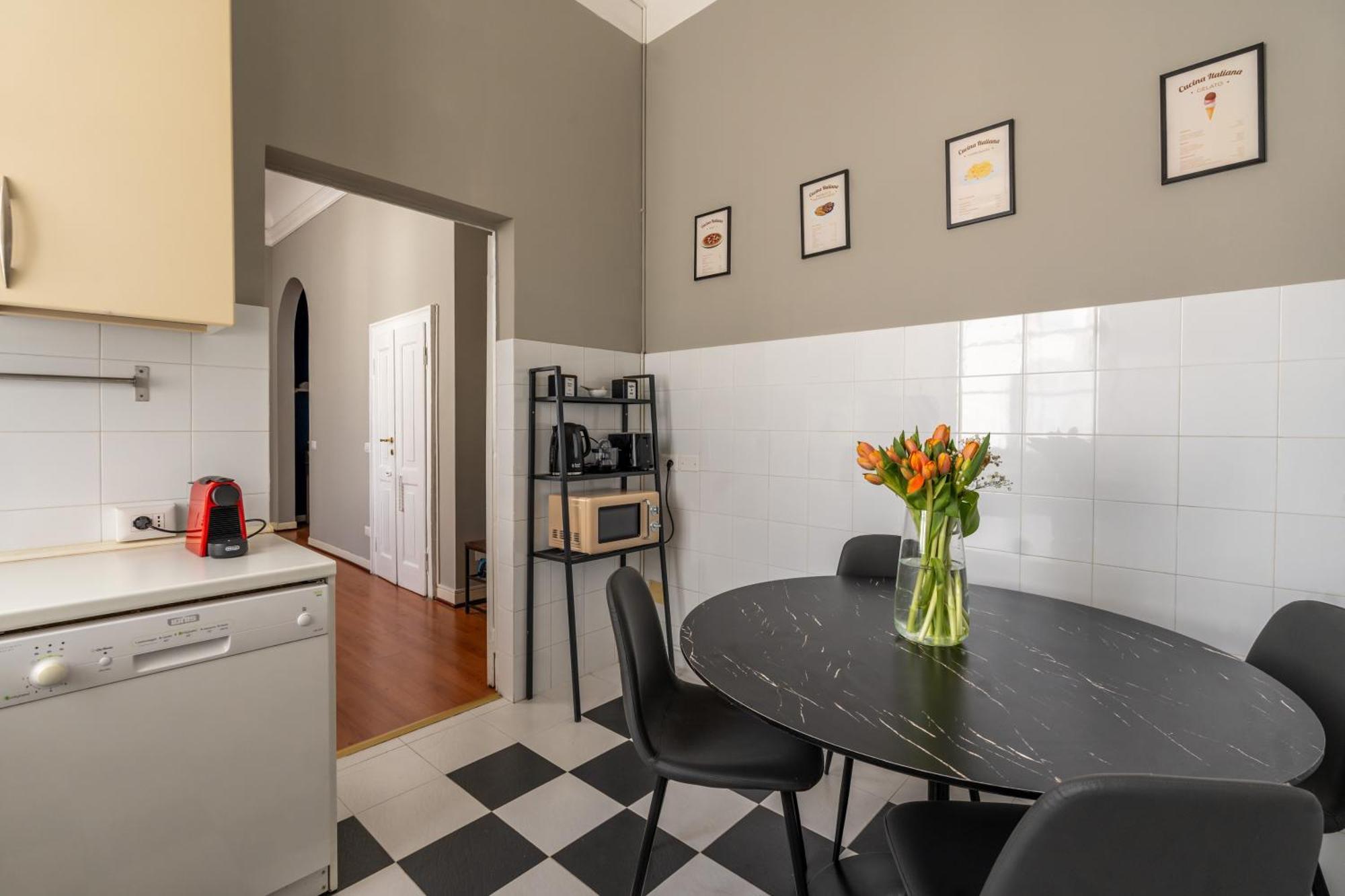 מילאנו Nerino House, Elegante E Tranquillo Appartamento A 5 Minuti Dal Duomo מראה חיצוני תמונה